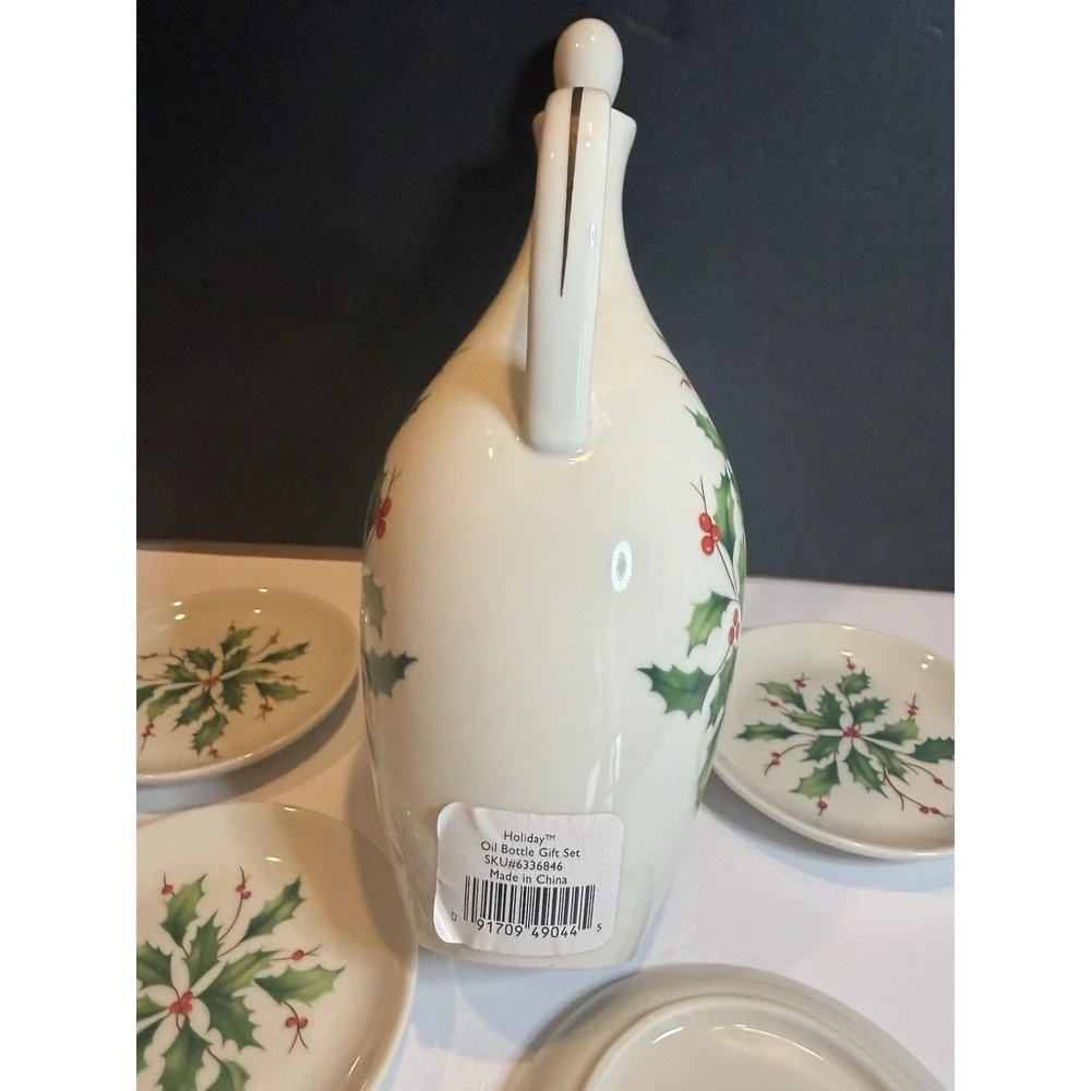 Lenox Holiday Oil Bottle Gift Set NIB Holly Cruet 4 Dipping Dishes Christmas